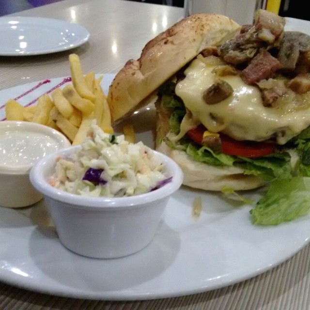 Daws Burger