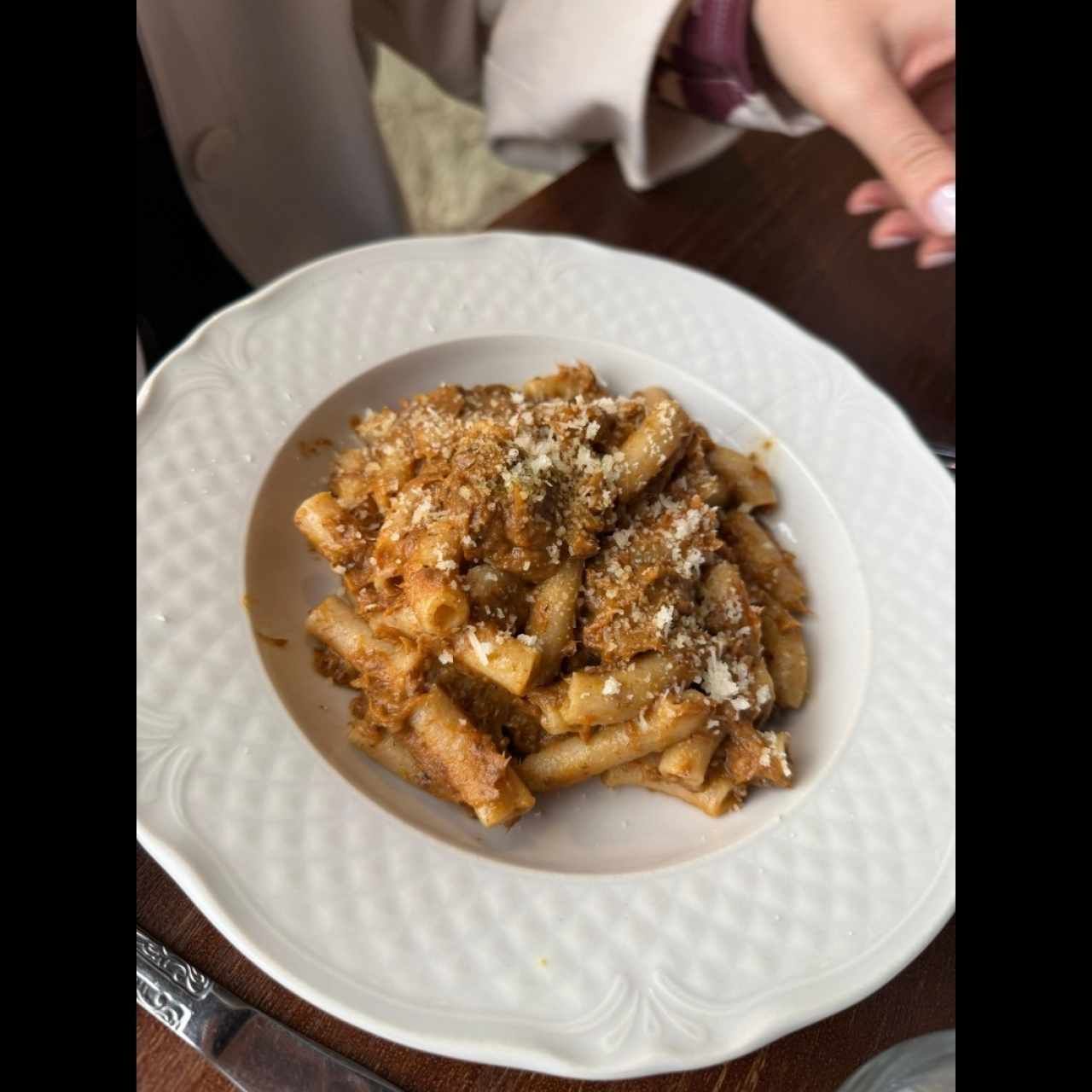 Pasta con ragú de carne