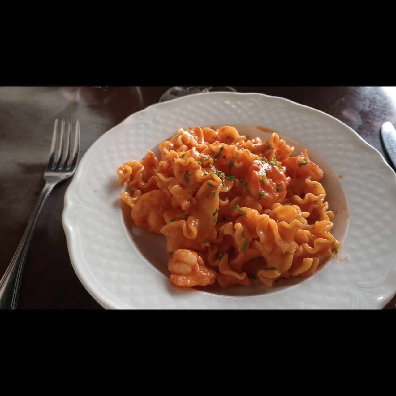 Pasta con camarones alla vodka