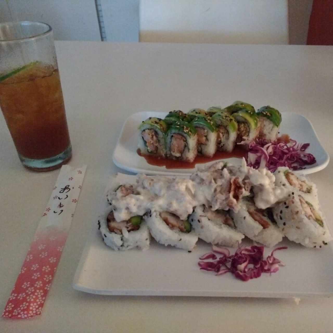 ebi crunch y itadame roll 
