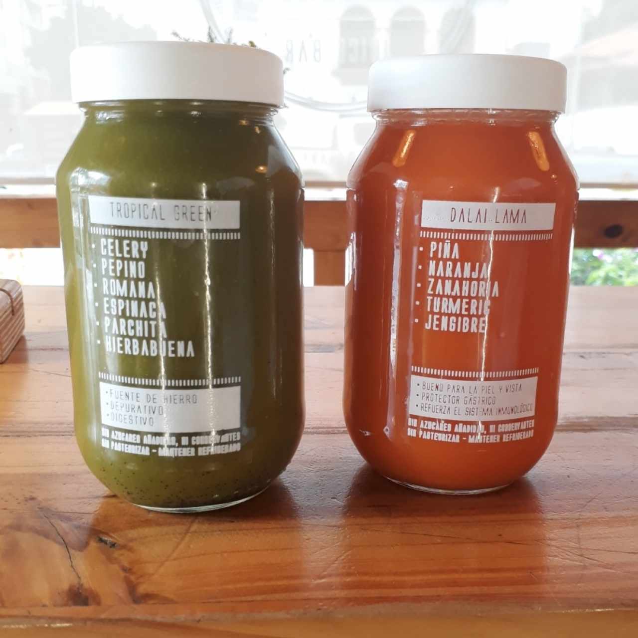 Tropical Green & Dalai Lama 