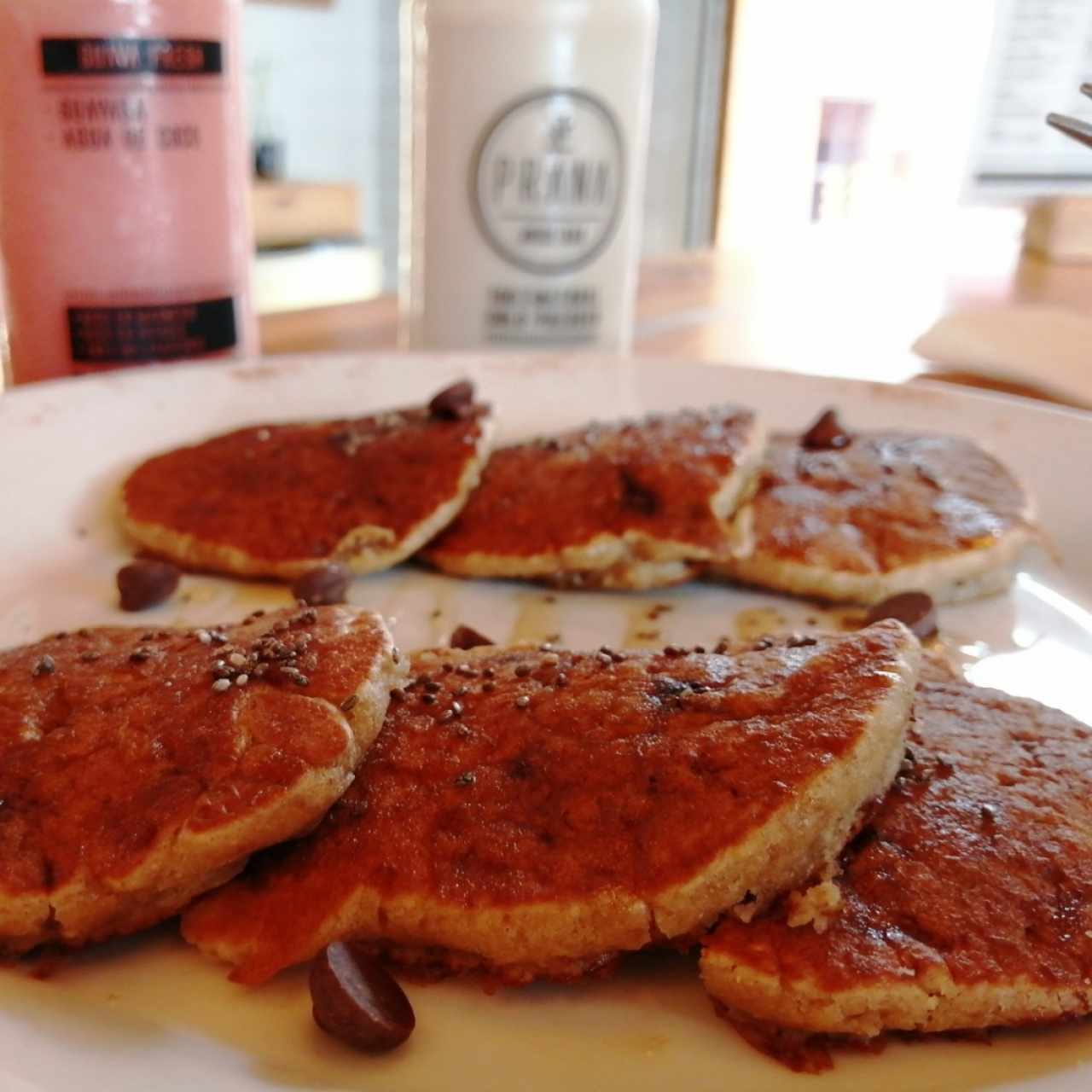 Postre Panquecas con miel y Chispa chocolate