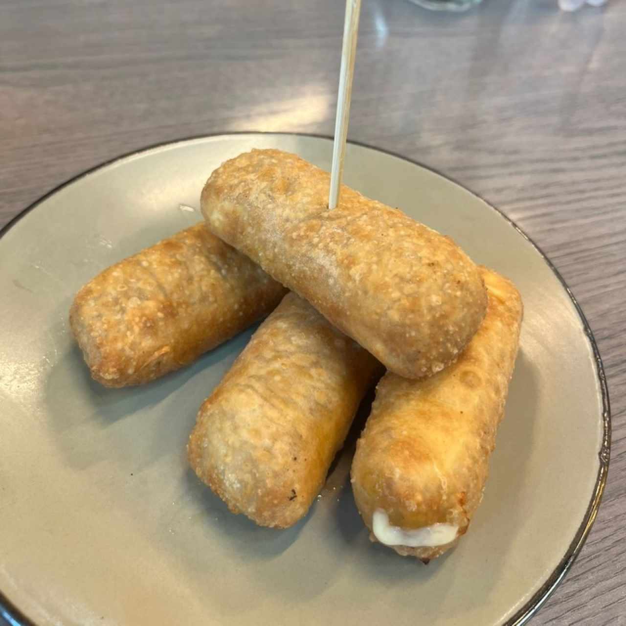 Tequeños