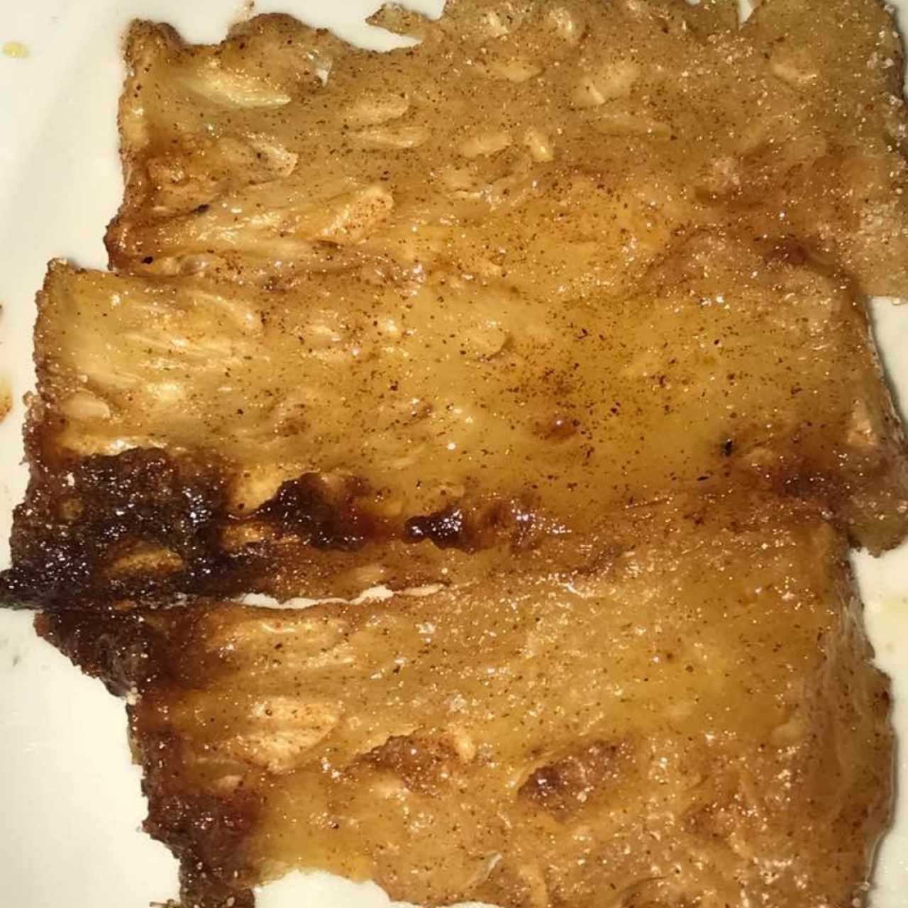 Piña a las Brasas, Espectacular