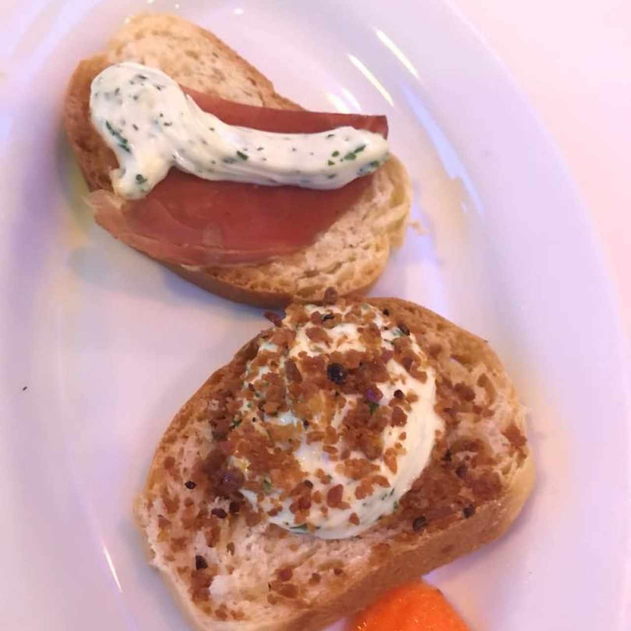 Tapas de Jamon y Queso de Cabra