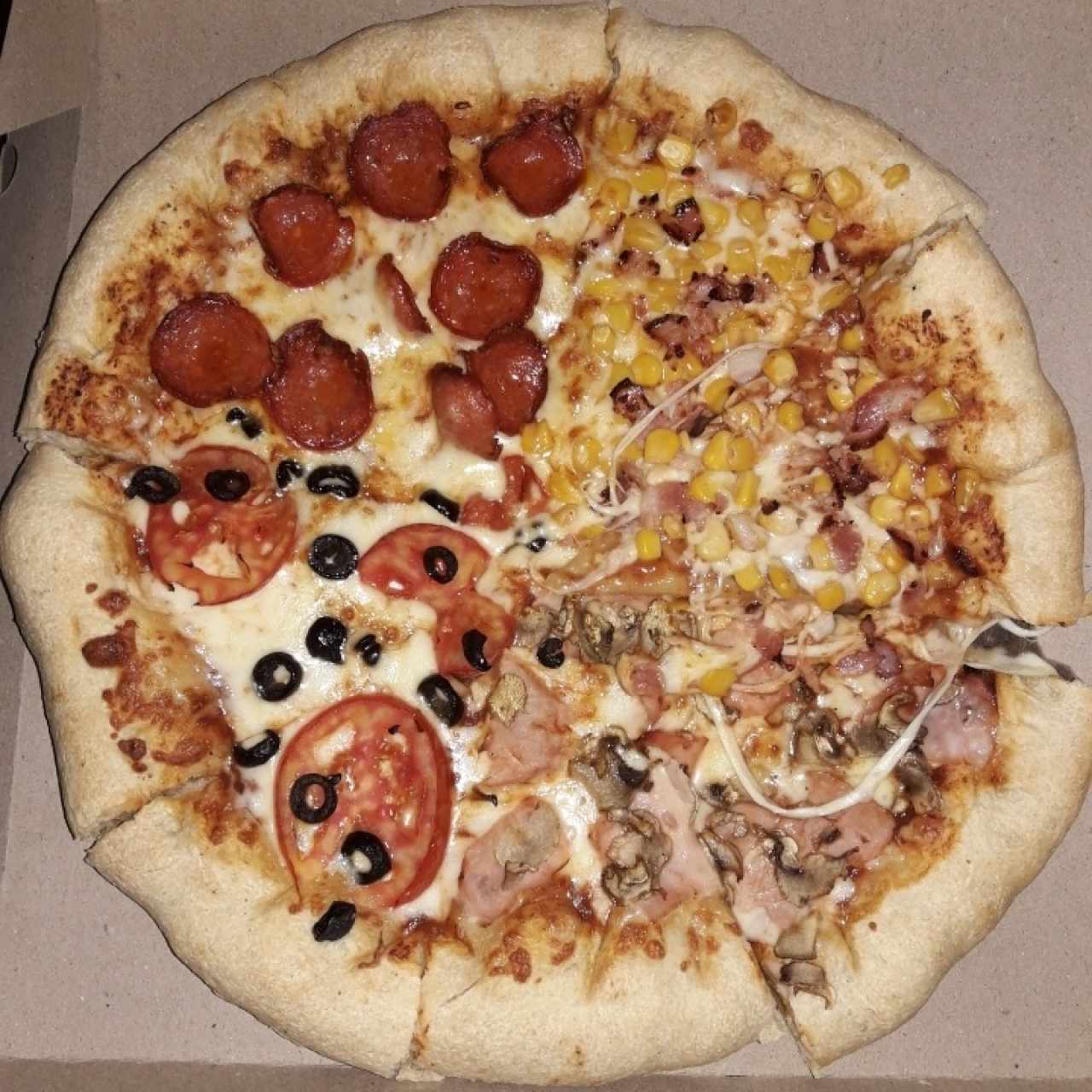 Pizza Cuatro Estaciones