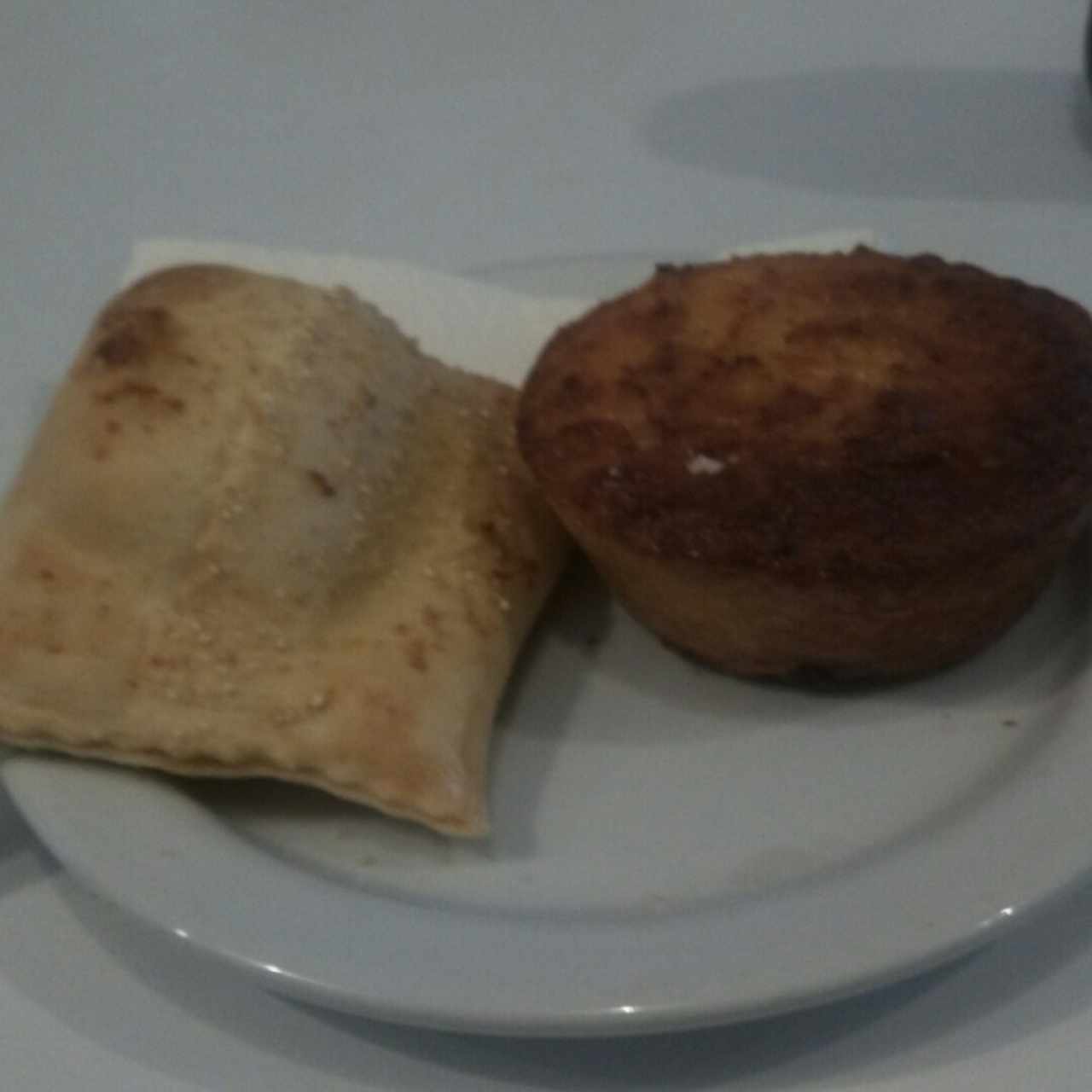 pastel de queso y torta de jojoto