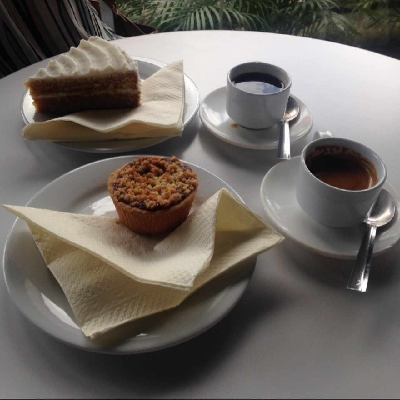 Polvorosa de dulce de leche y layer cake de zanahoria