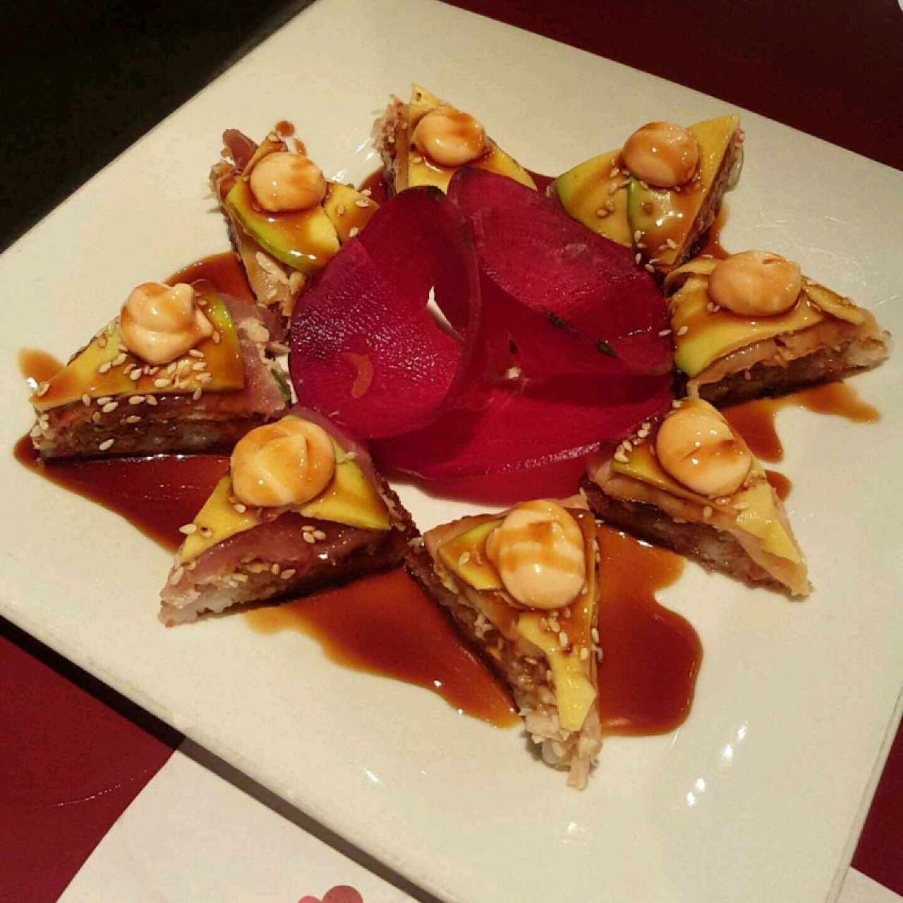 Sushi pizza