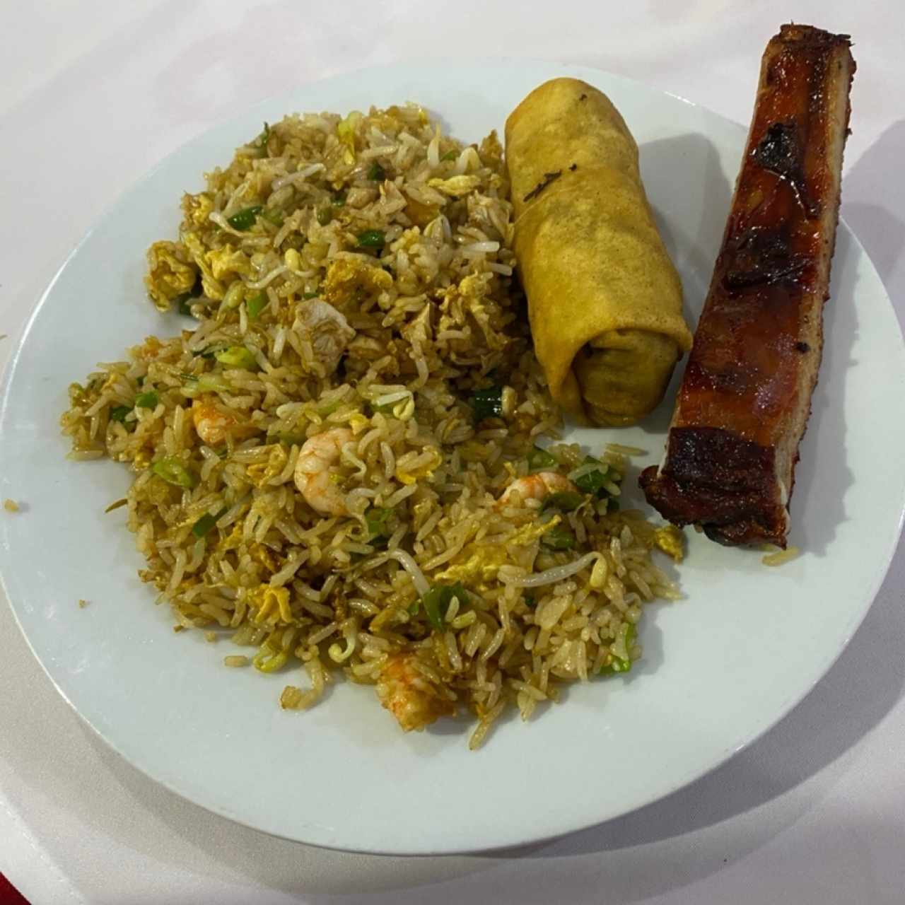Lumpia con Costilla con Arroz Chino con Camarones con Arroz Chino con Pollo