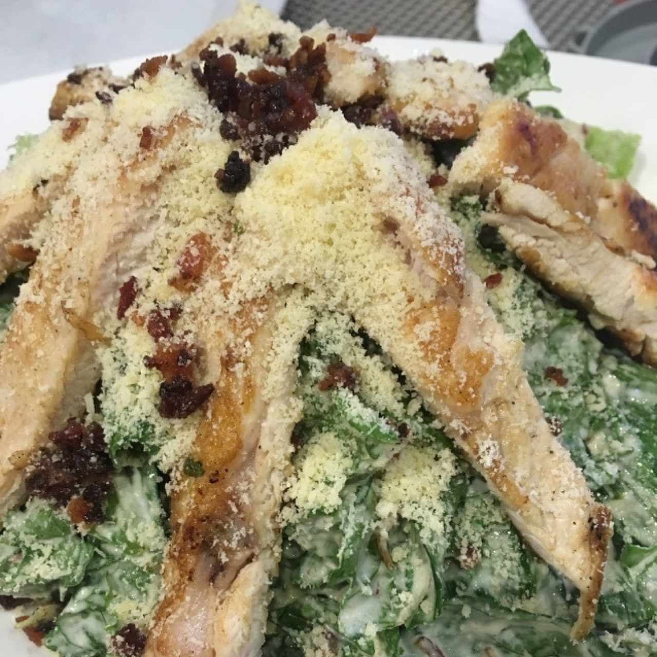 ensalada cesar con pollo