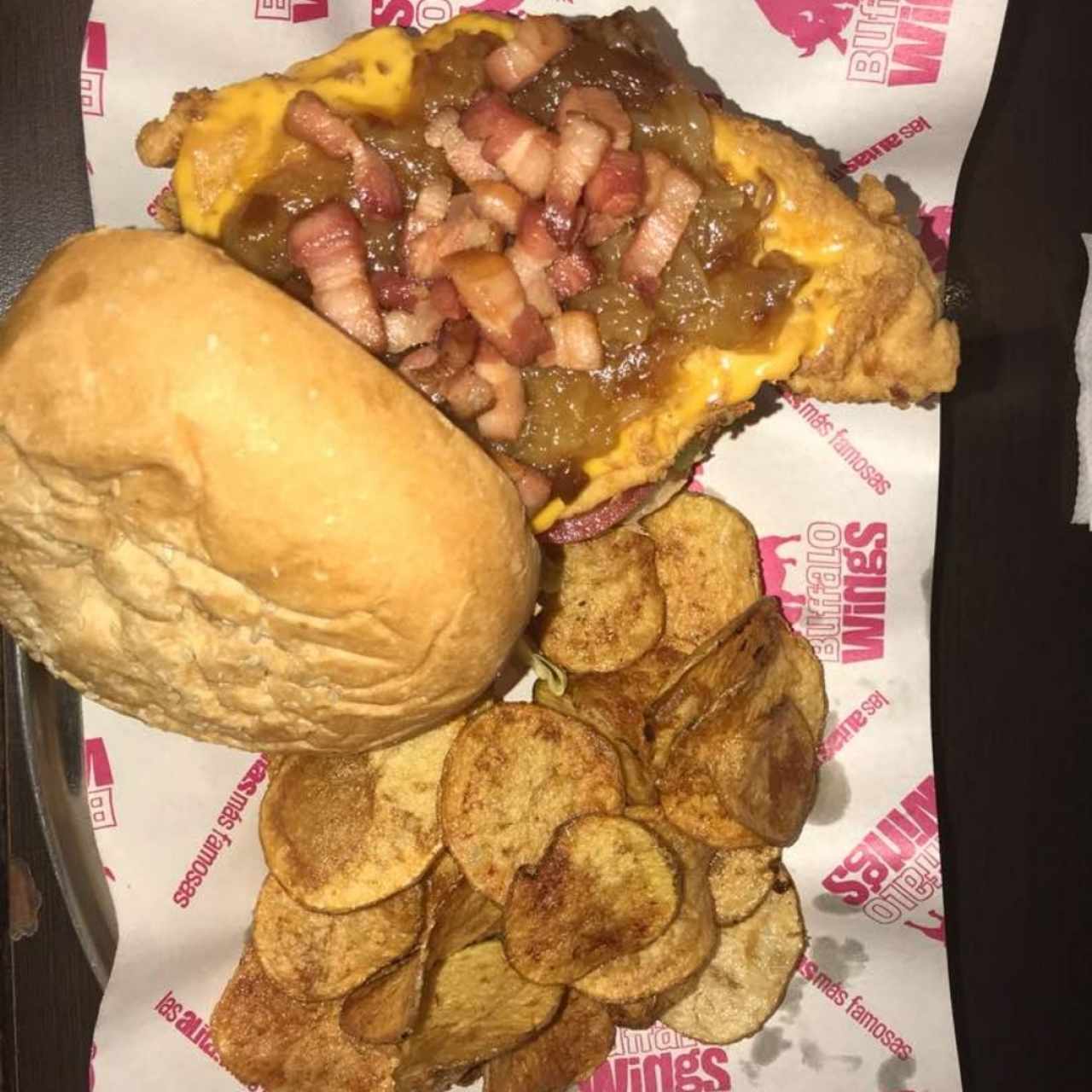 Hamburguesa Miguel Cabrera de Pollo Crispy, Espectacular 