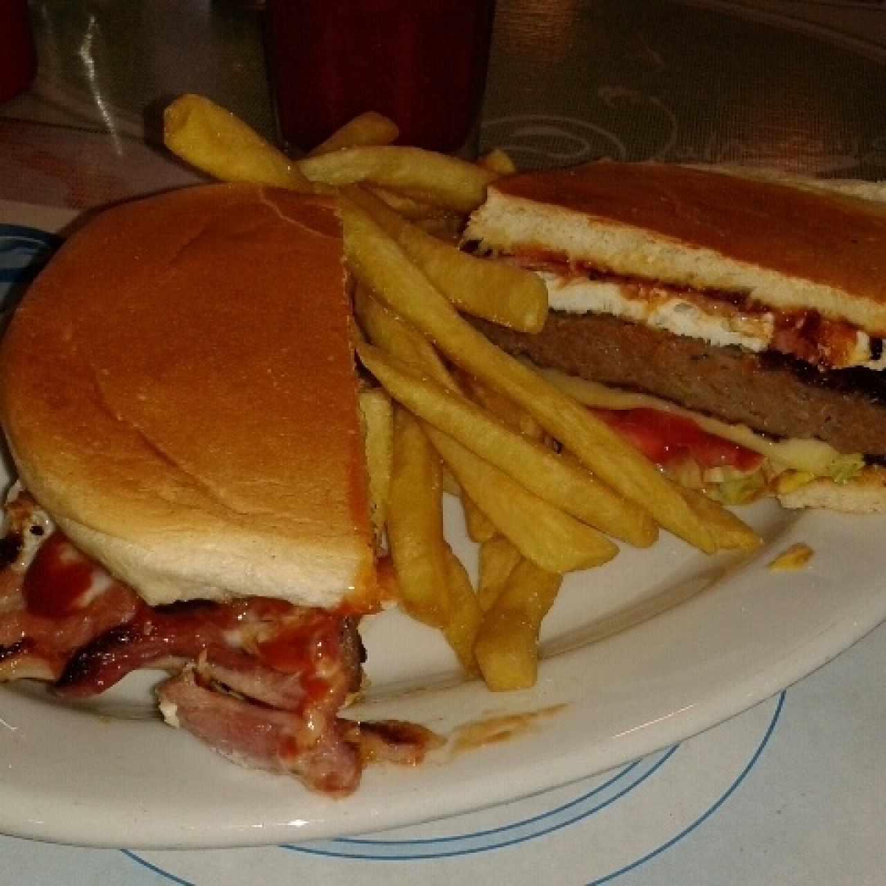 Hamburguesa Valparaíso