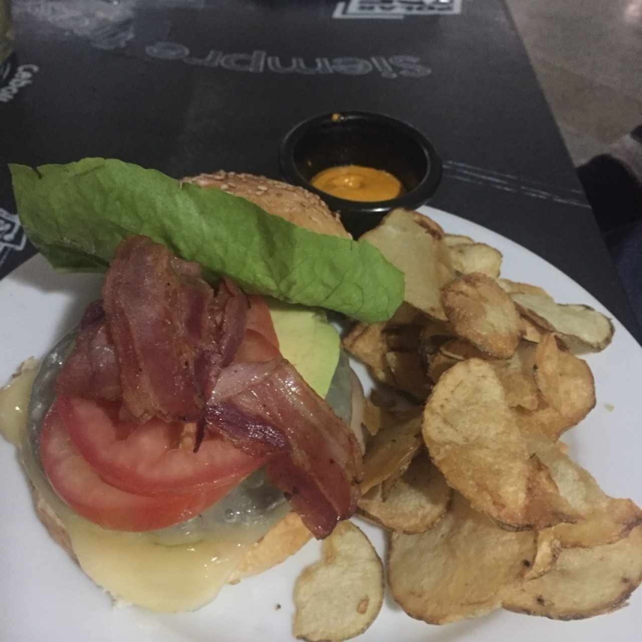 Las Burgers - Avocado Burger
