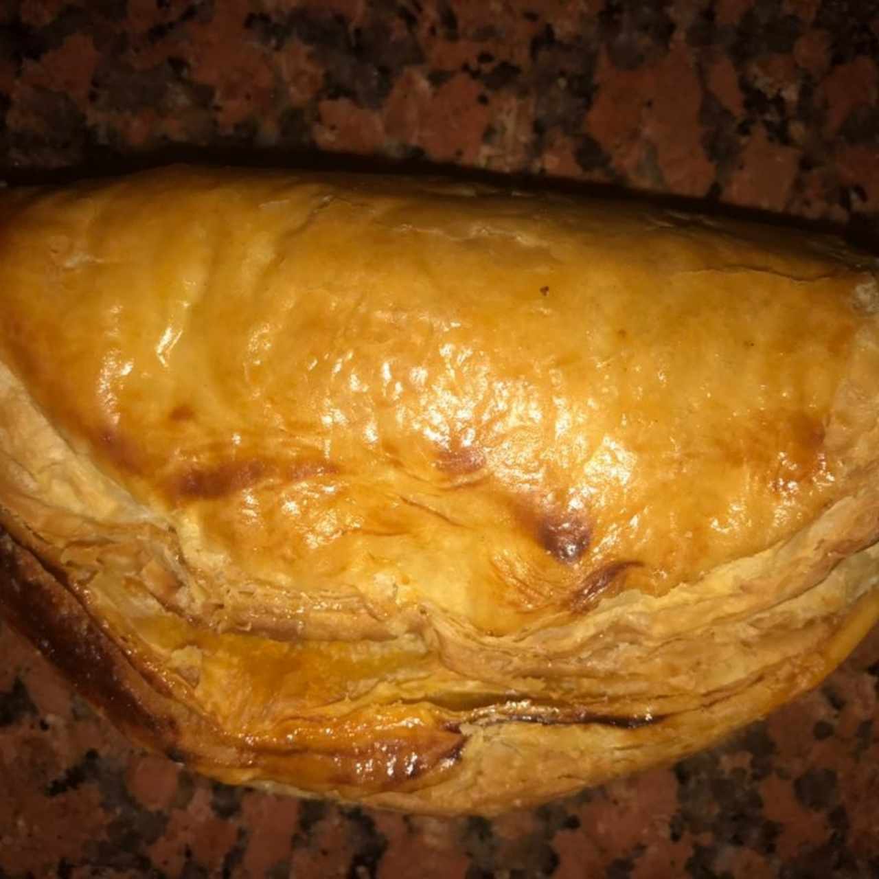 Pastelito de Carne Molida, el Hojaldre Perfecto, pero el Relleno hoy no me Gustó