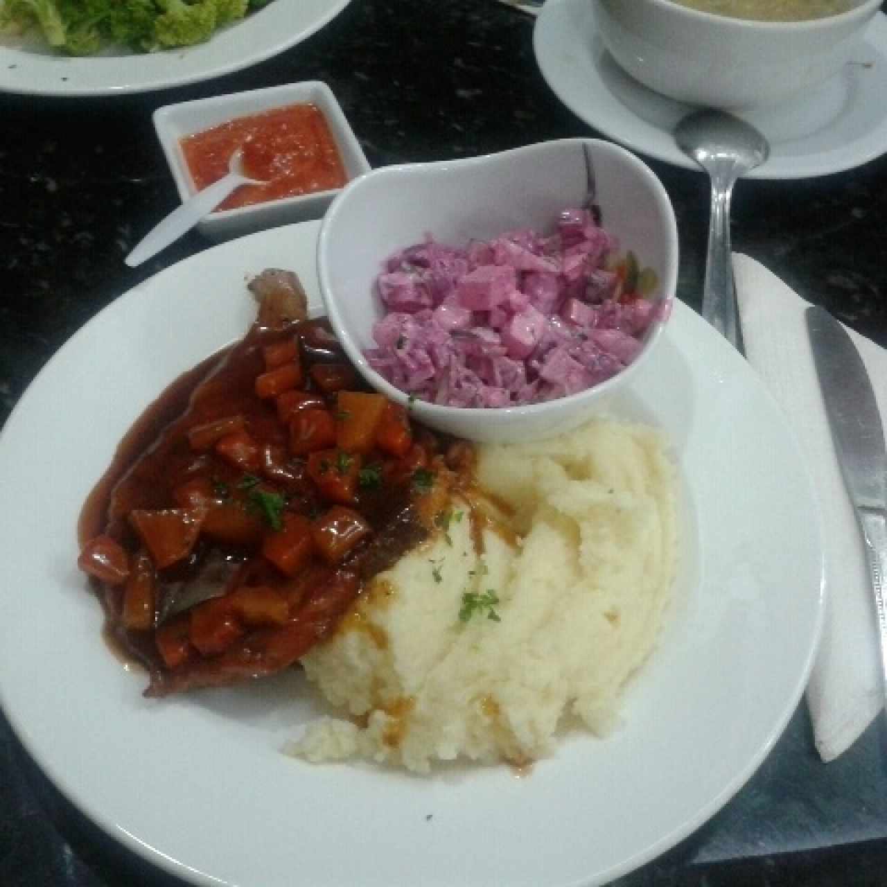 Chuleta ahumada en salsa agridulce