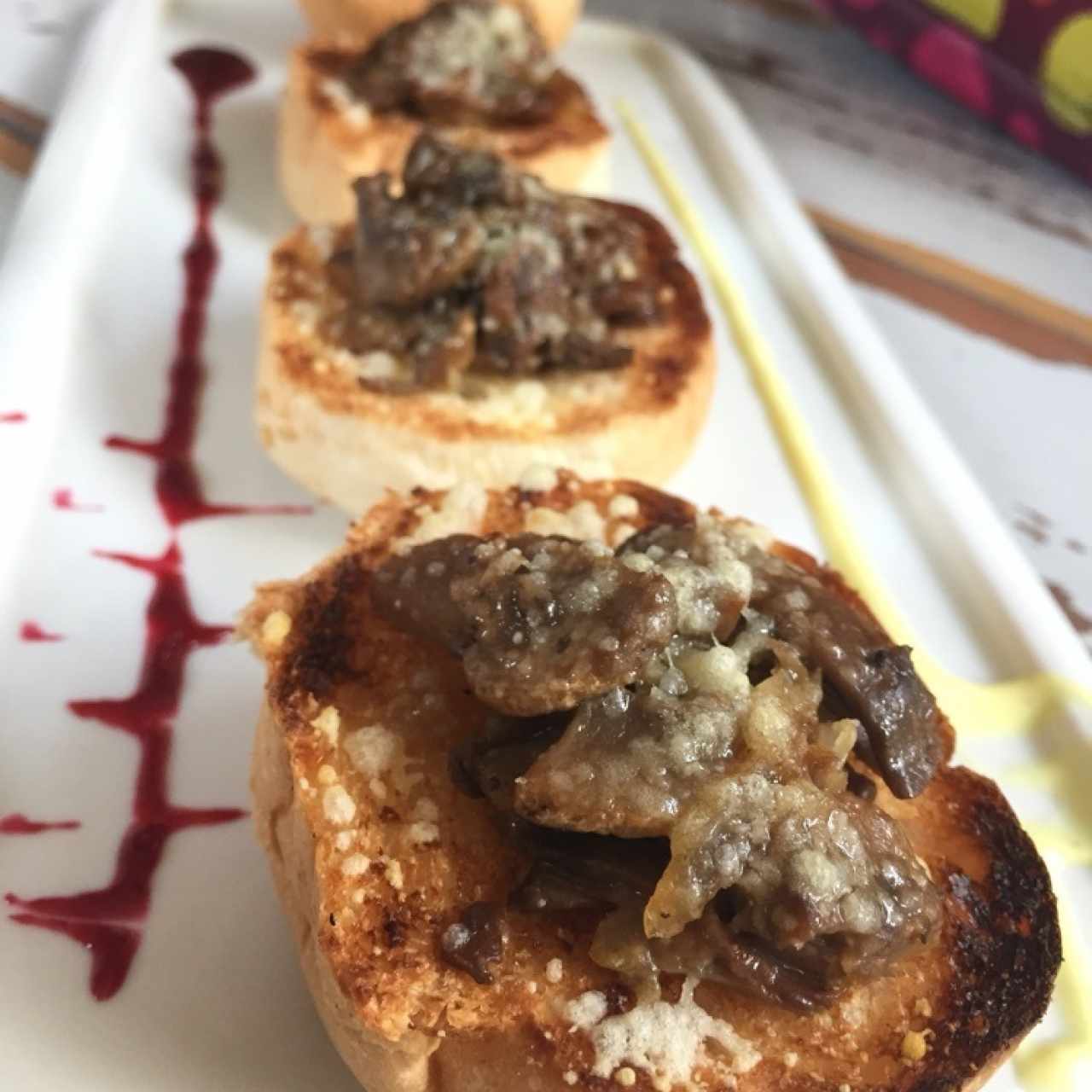 bruchetas de hongos 