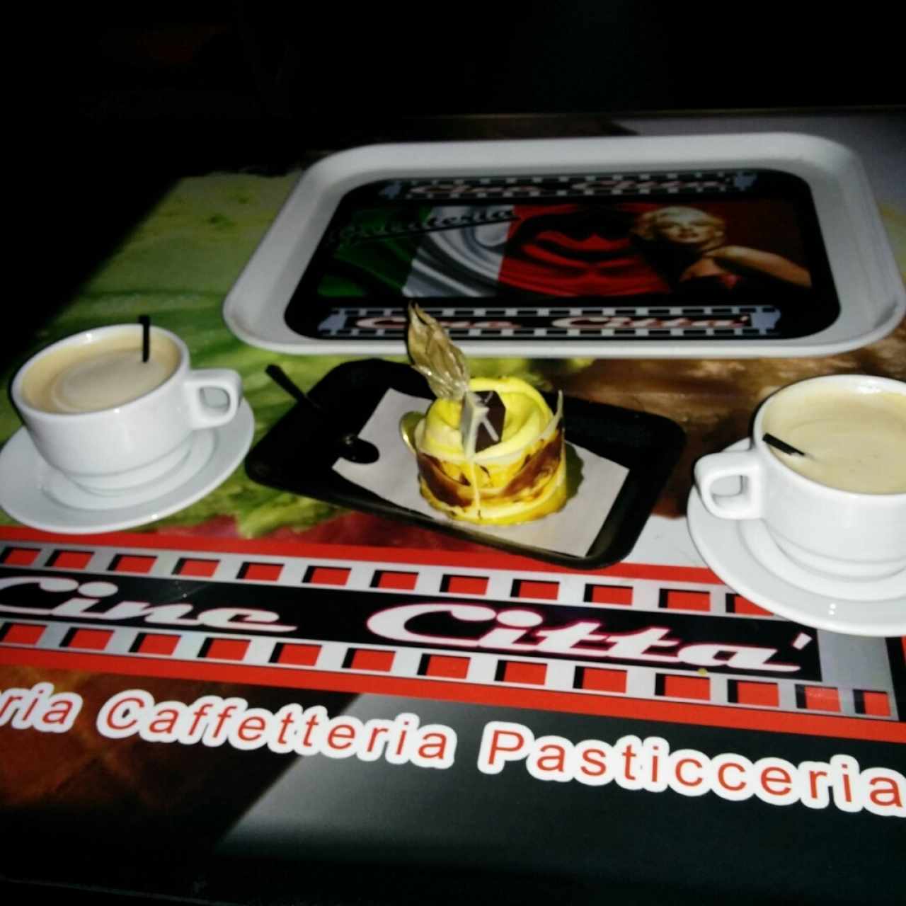 mousse de parchita y café marrón 