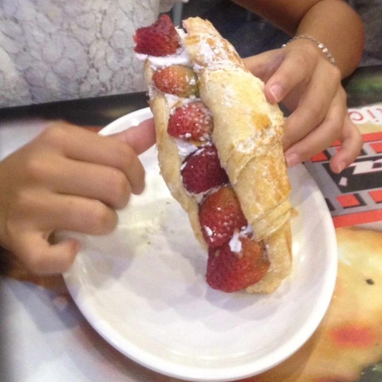 Croasaint con fresas