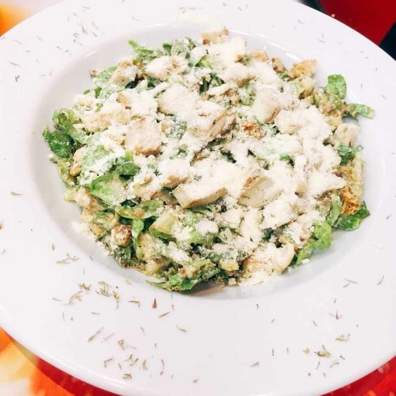 Ensalada César con pollo