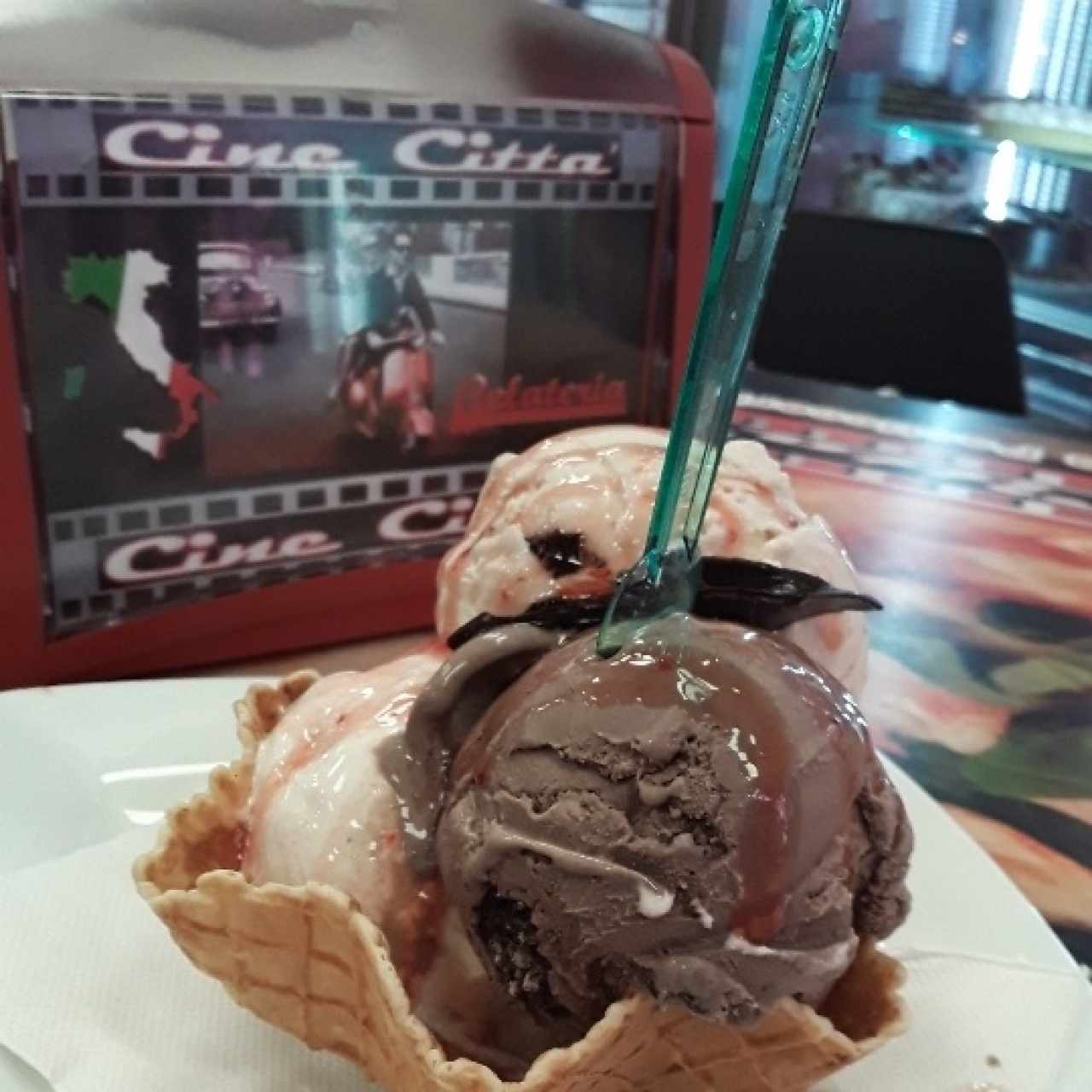 Helado de tres porciones