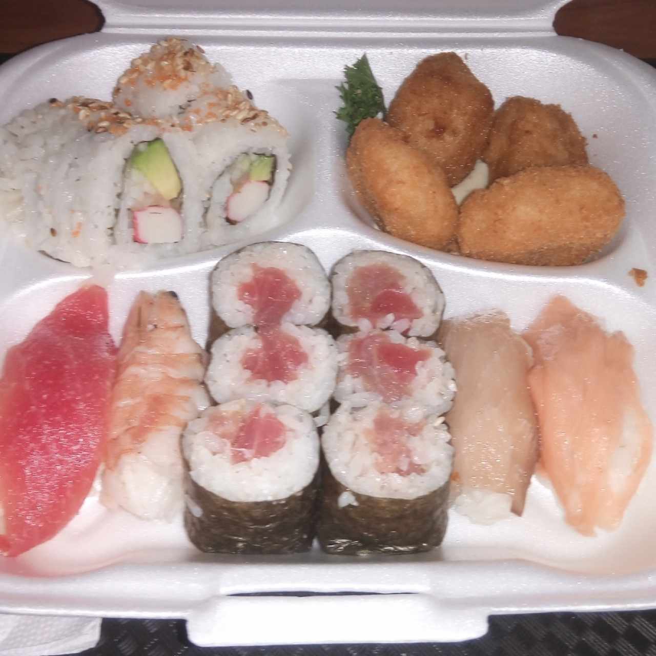 combo sushi moxto