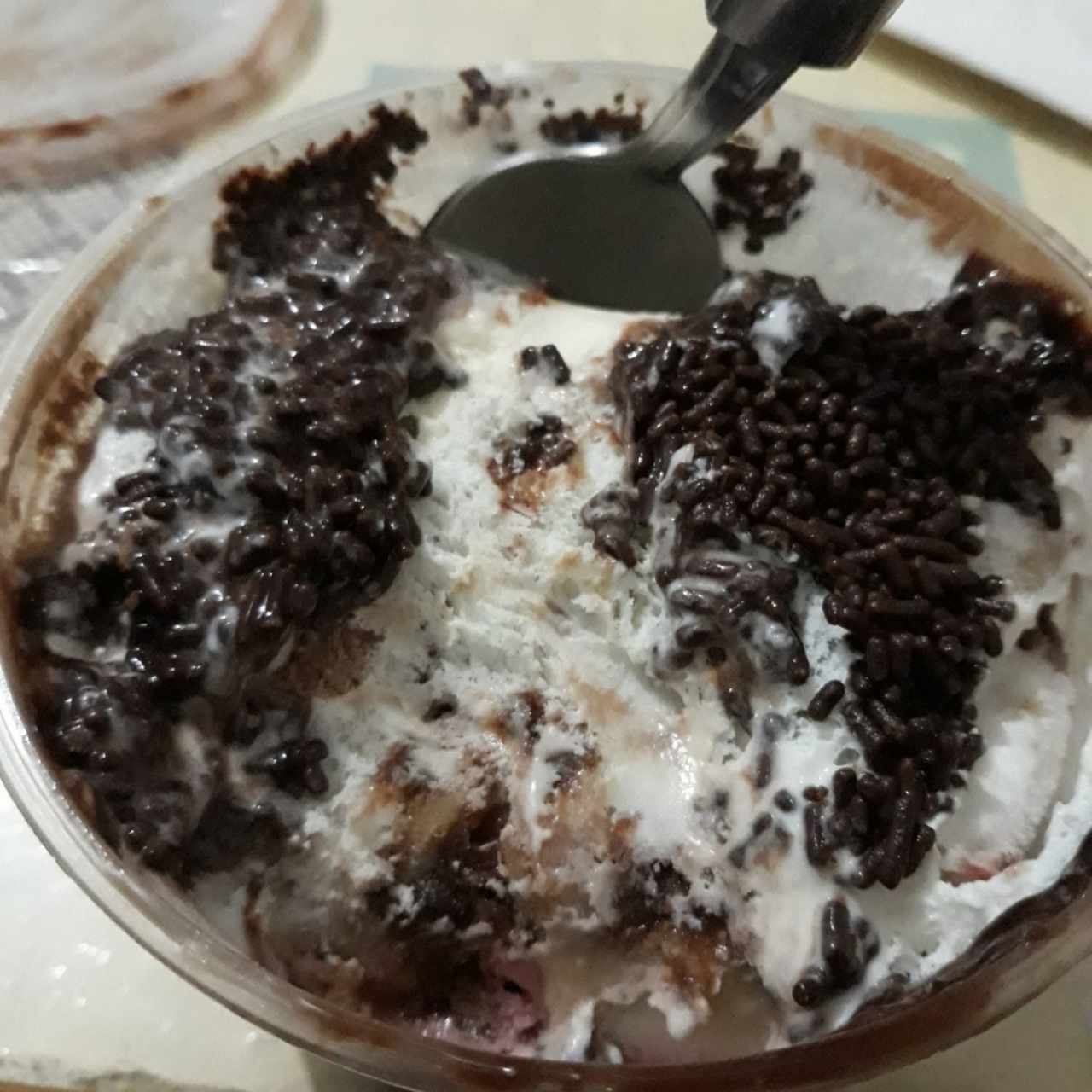 Banana Split, esta medio Congelado, Excelente