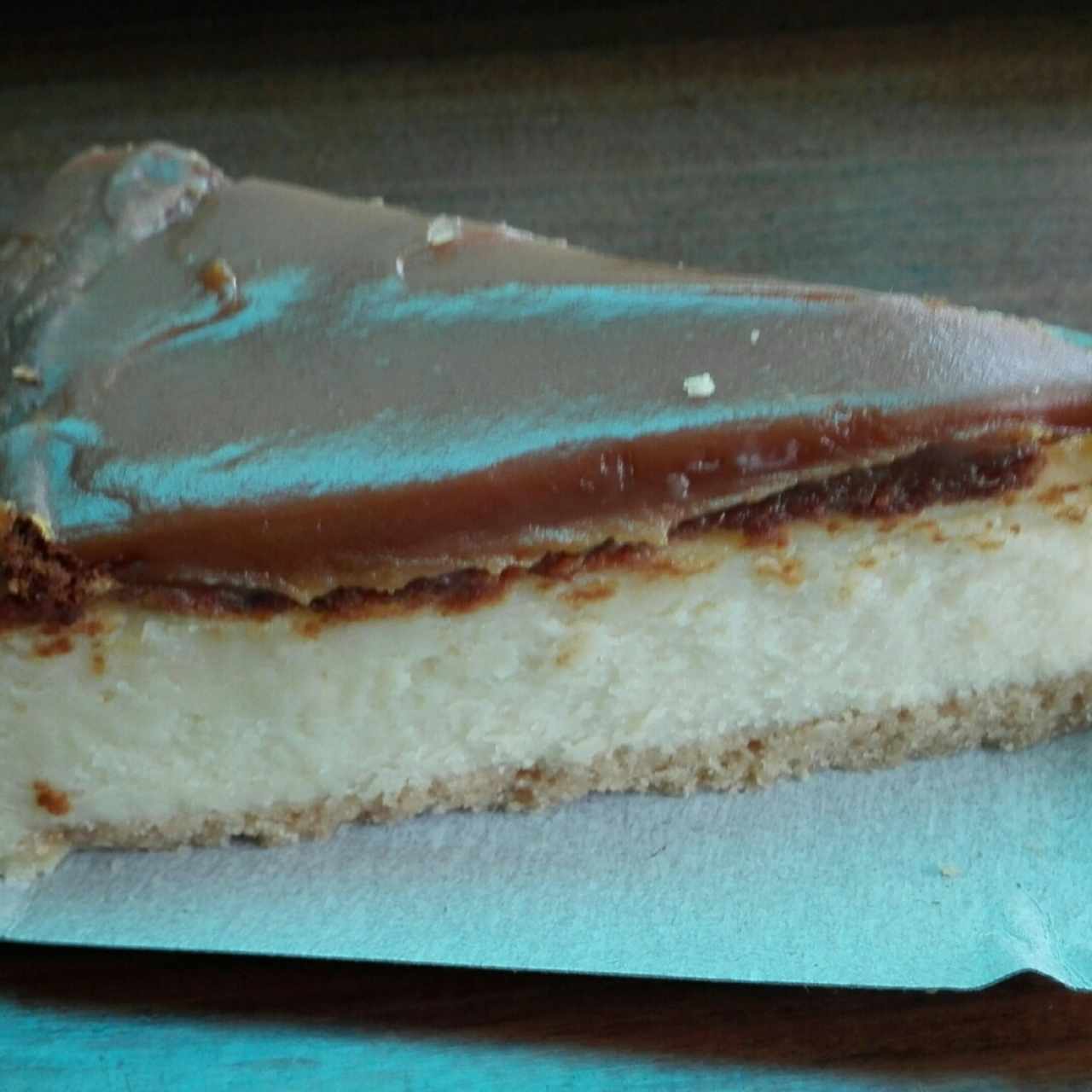 Torta de Queso con topping de arequipe 