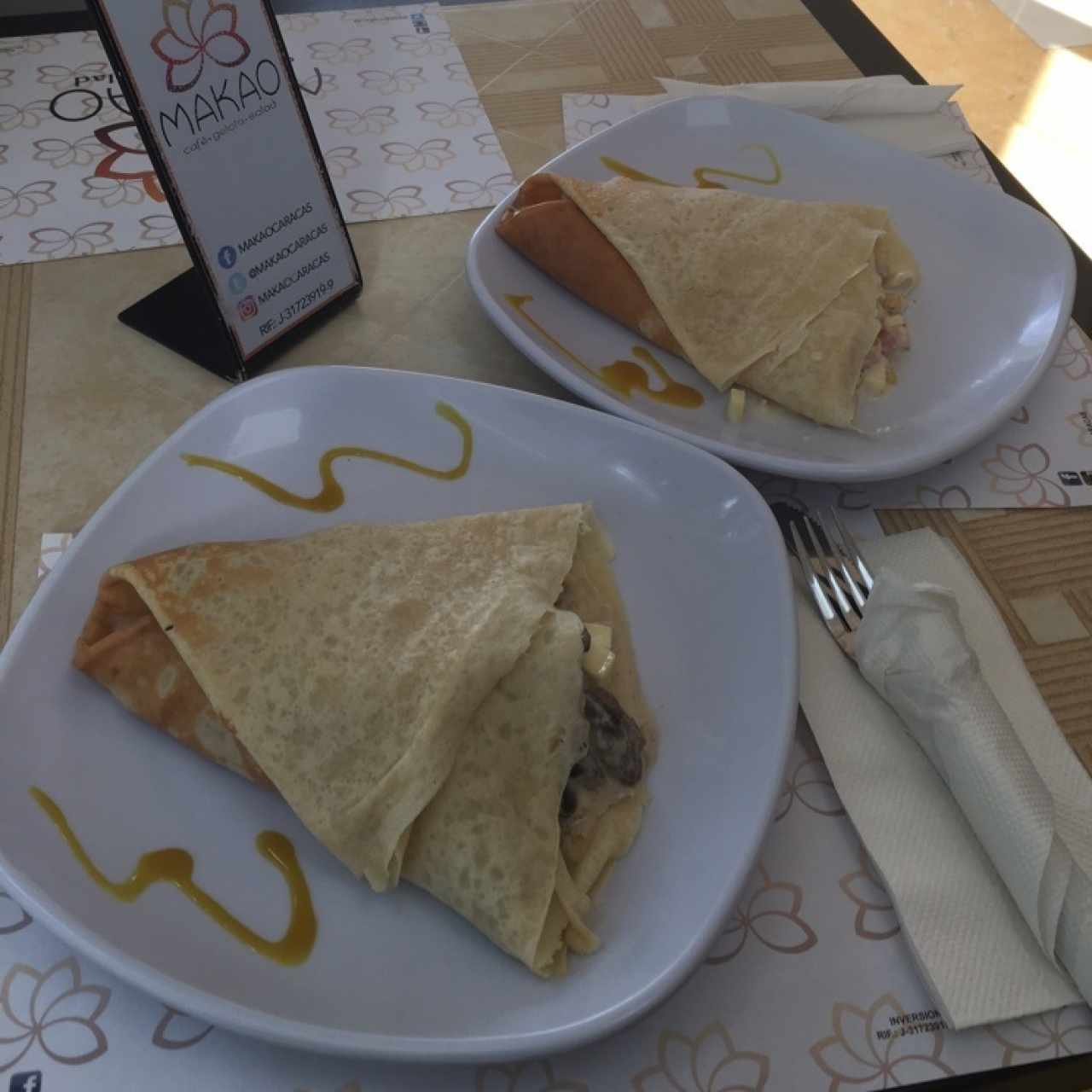 creeps maiz y tocineta lomito queso y champiñon