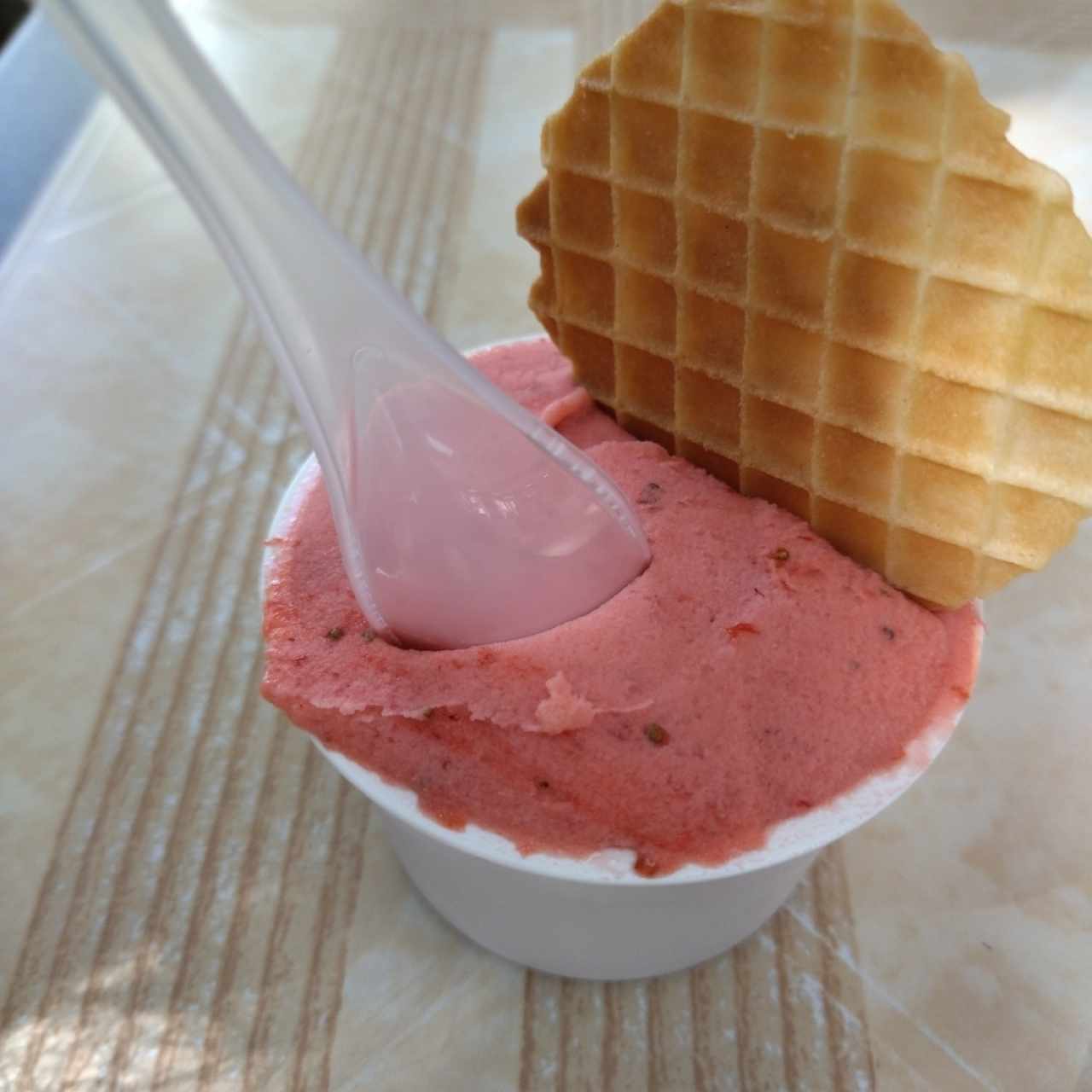 helado tinita de fresa