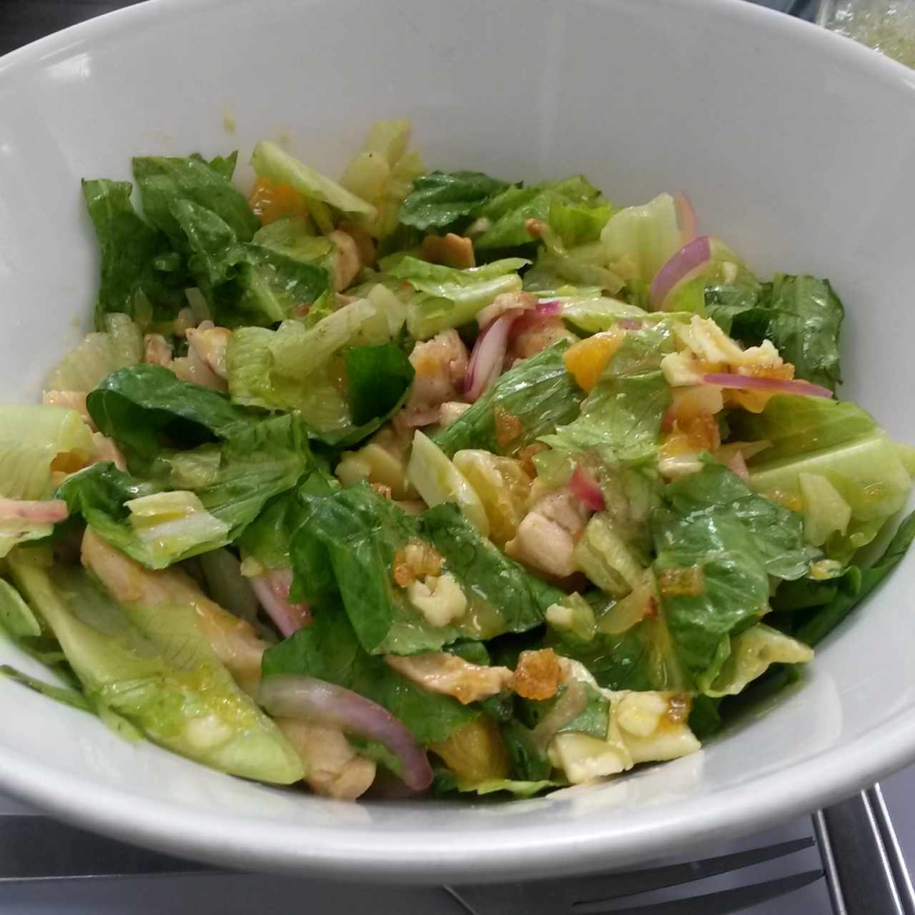 Ensalada de pollo cítrico