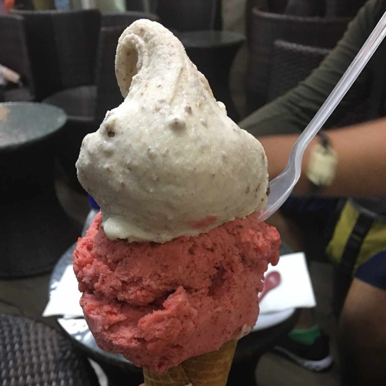 barquilla de brownie y fresa 