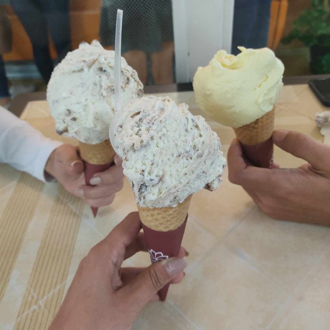 Barquilla de Ferrero Rocher y Mouse de Parchita 