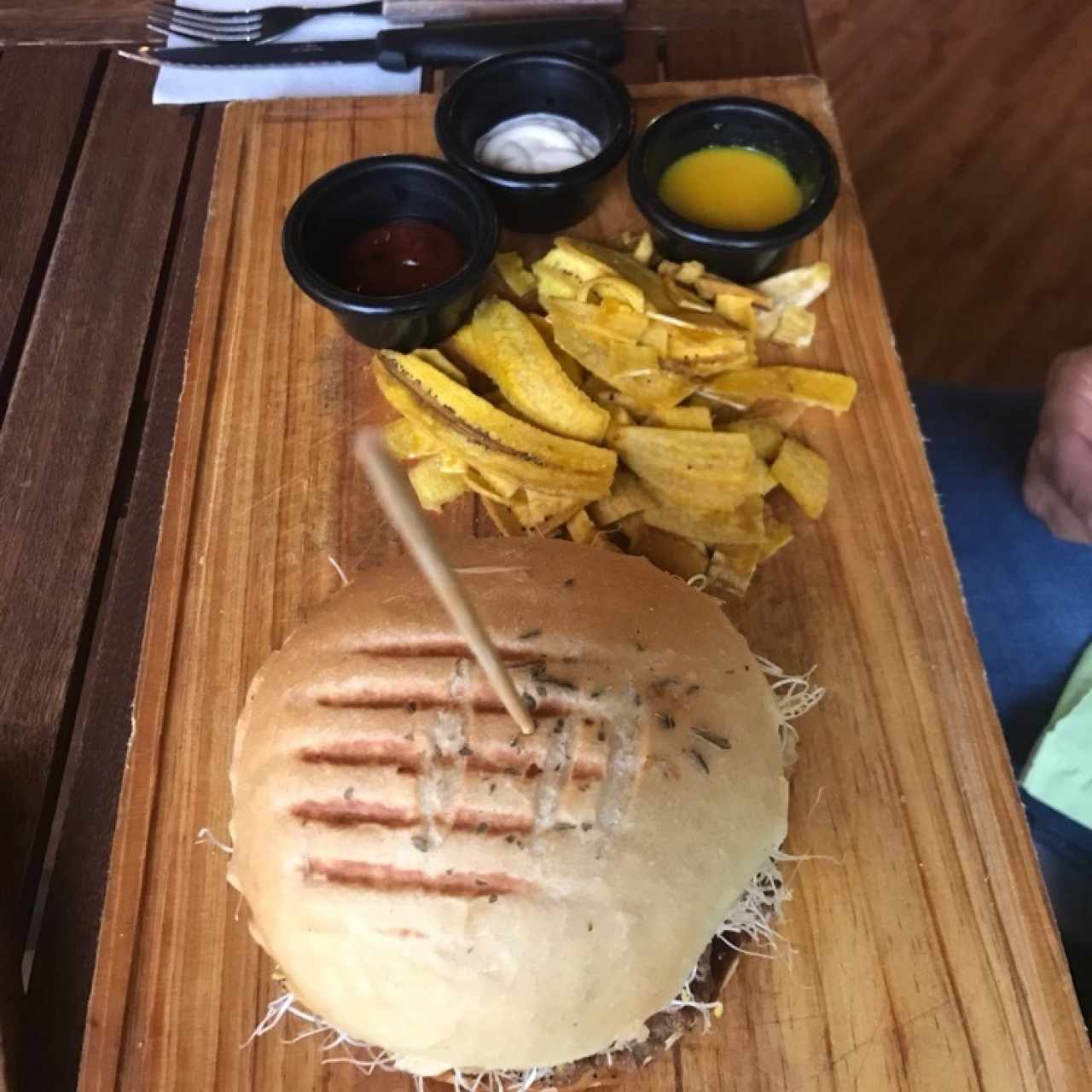 HAMBURGUESAS - Trio