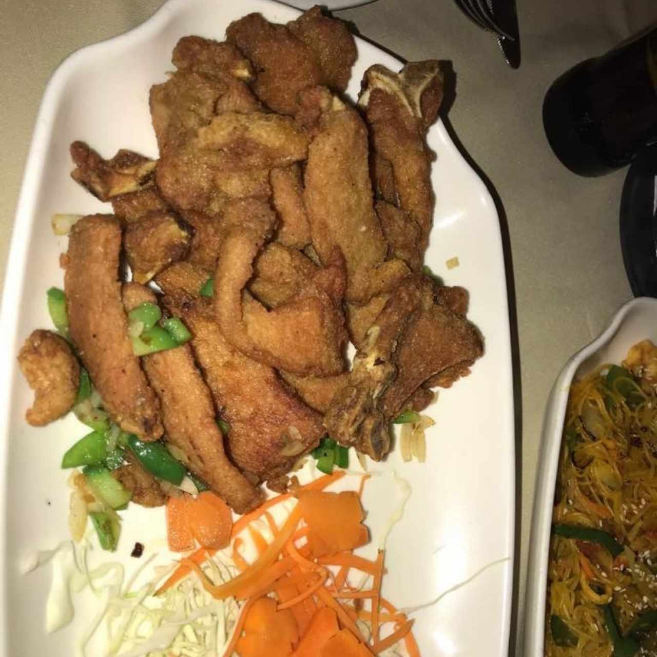 Costillas Sal y Pimienta, Excelentes