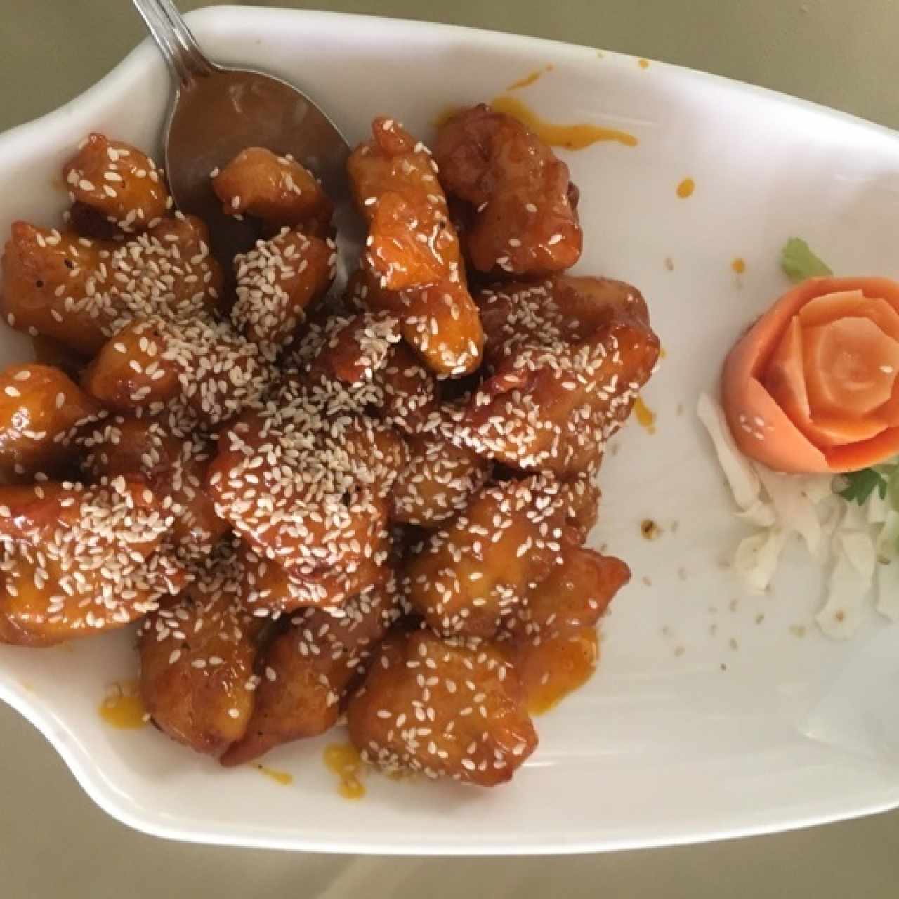 pollo miel con ajonjoli