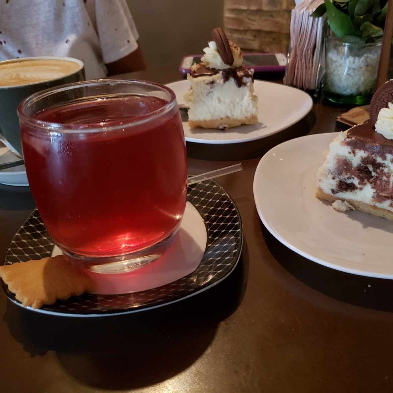 café, infusión, cheese cake 