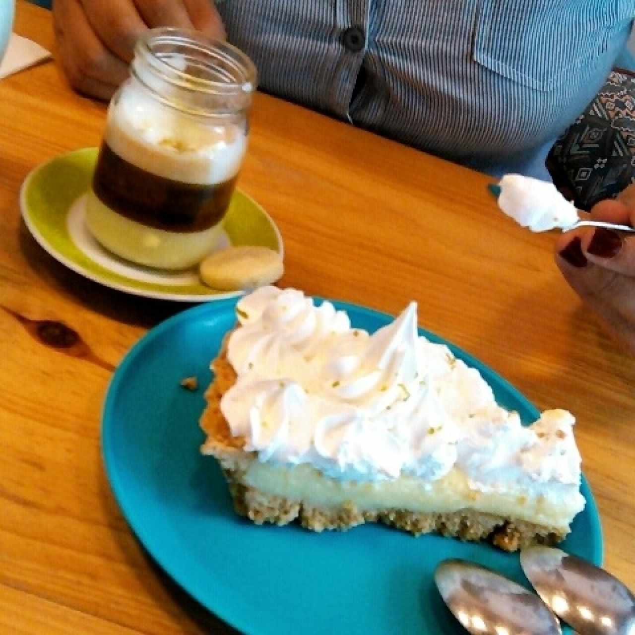 pie de limón y café 