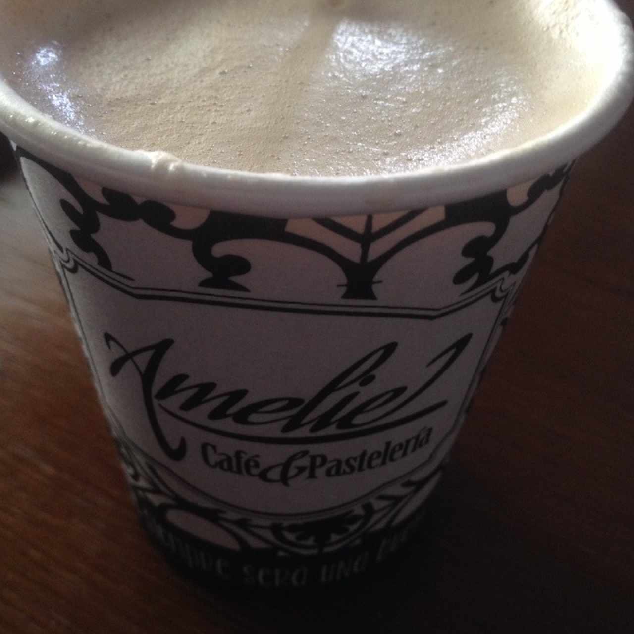 delicioso latte para llevar, ame esta presentación
