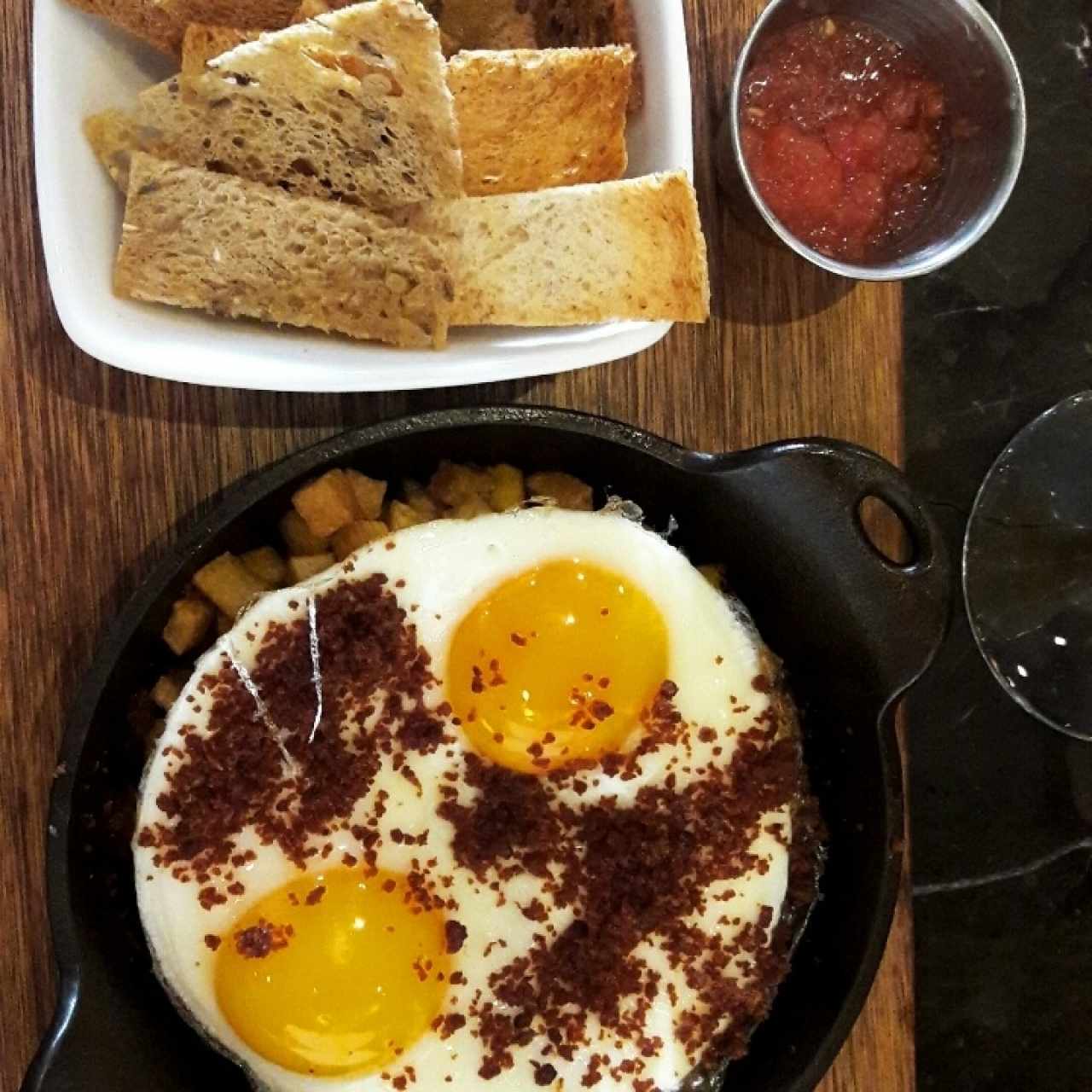 Huevos Estrellados