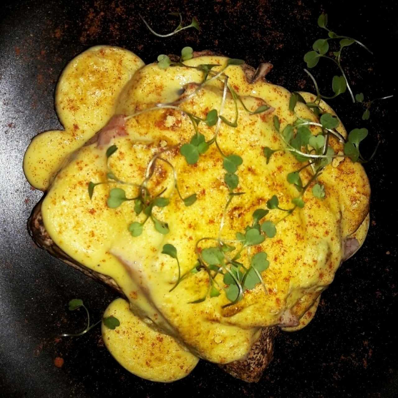 Huevos Benedictinos con Salmón