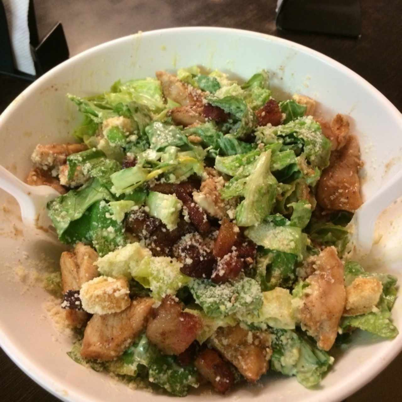 Ensalada César con pollo
