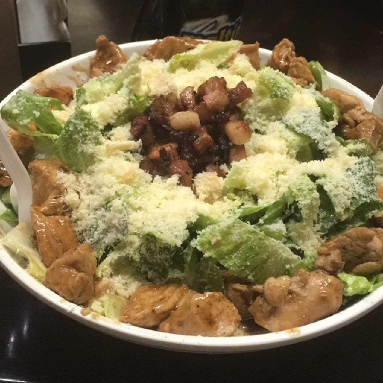 Ensalada Cesar con pollo