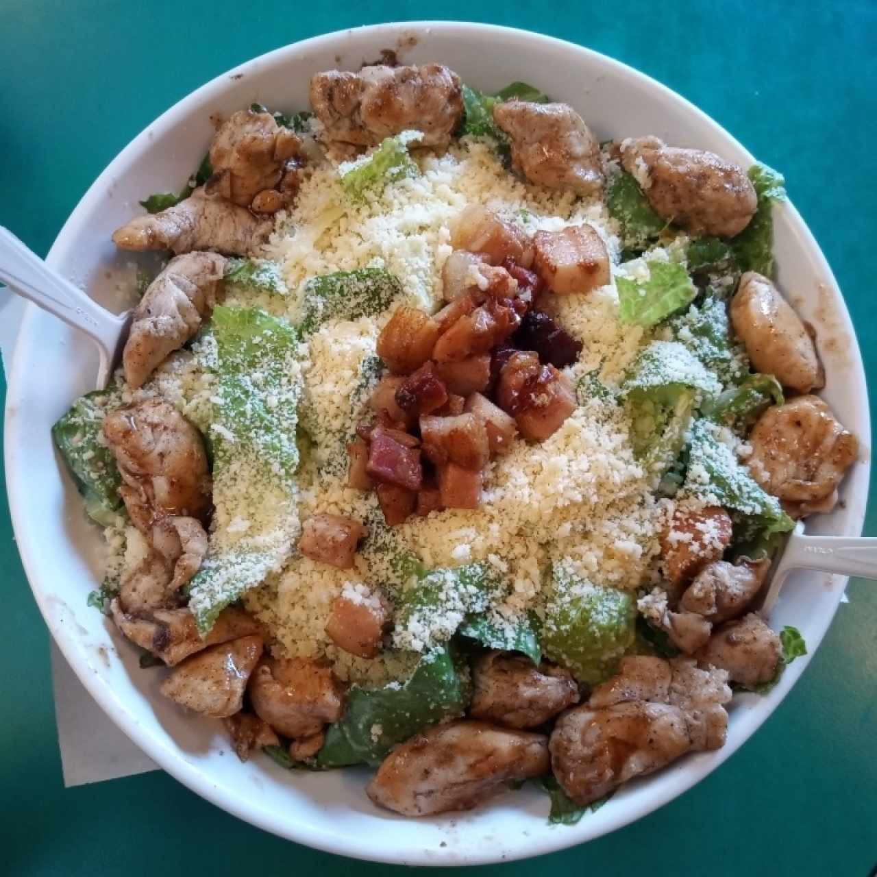 Ensalada César con pollo 