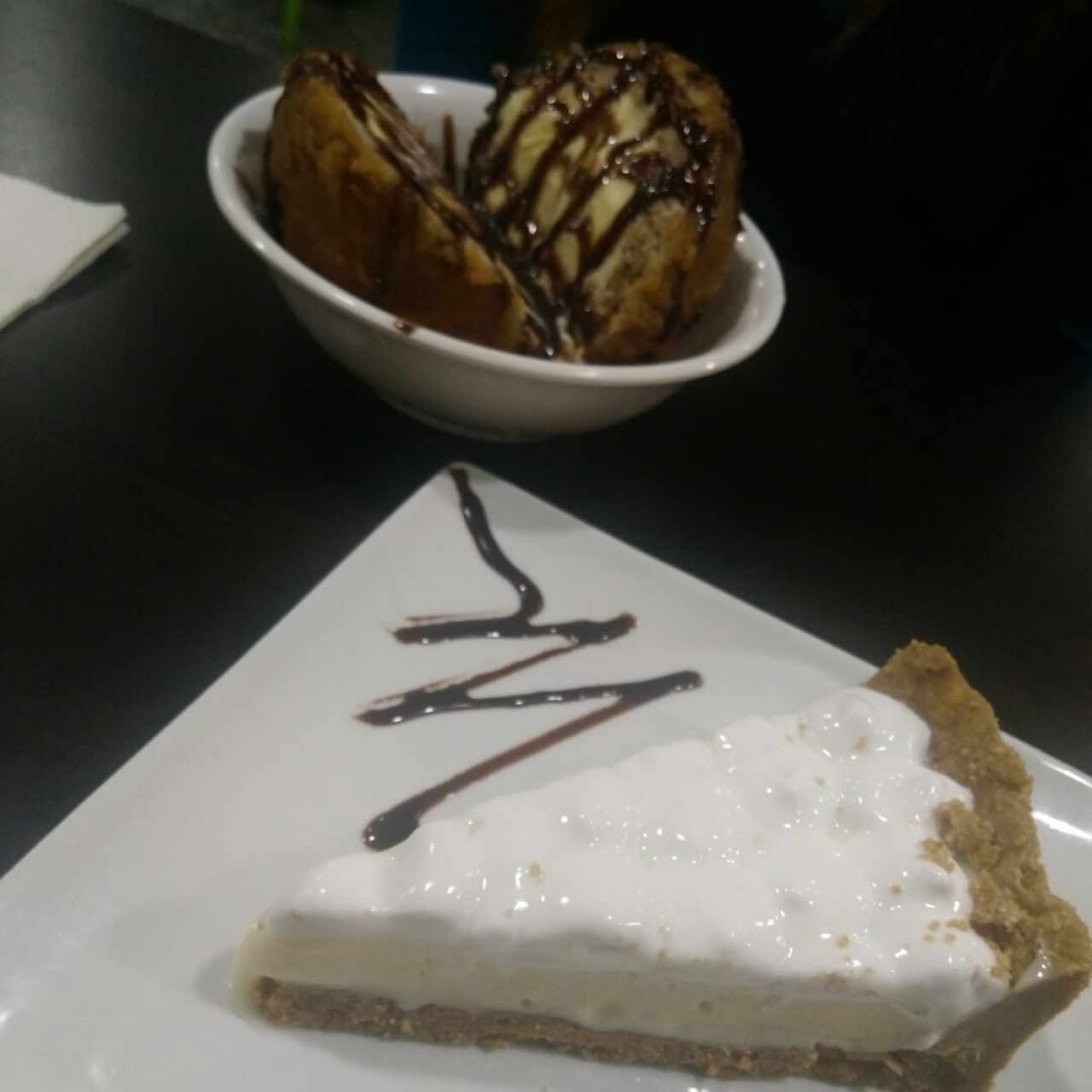 Helado Tempurizado y Pie de Limon