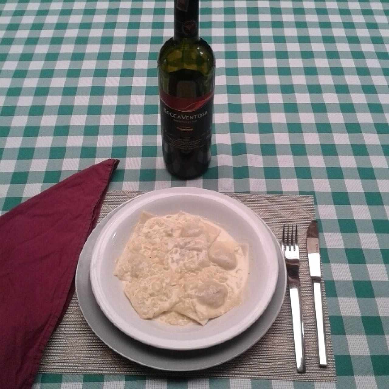 Ravioli rellenos de auyama a la crema