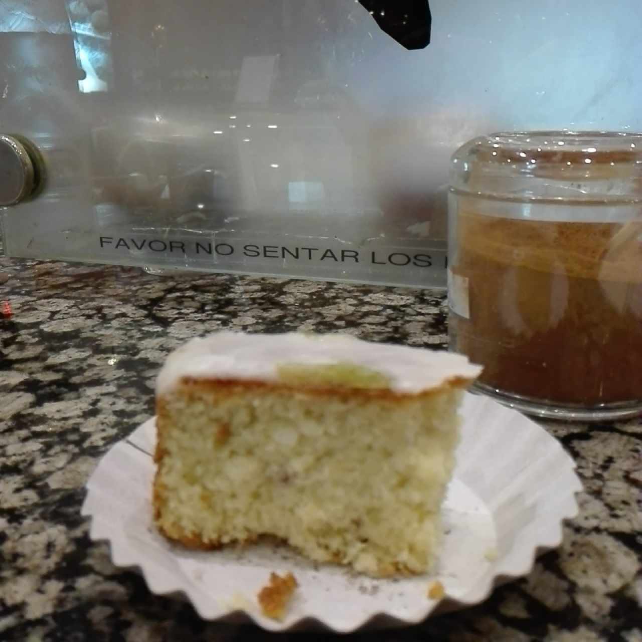 ponque de coco y naranja