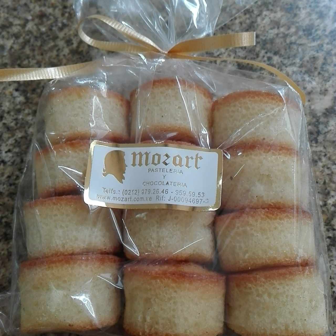 ponquecitos de almendra 