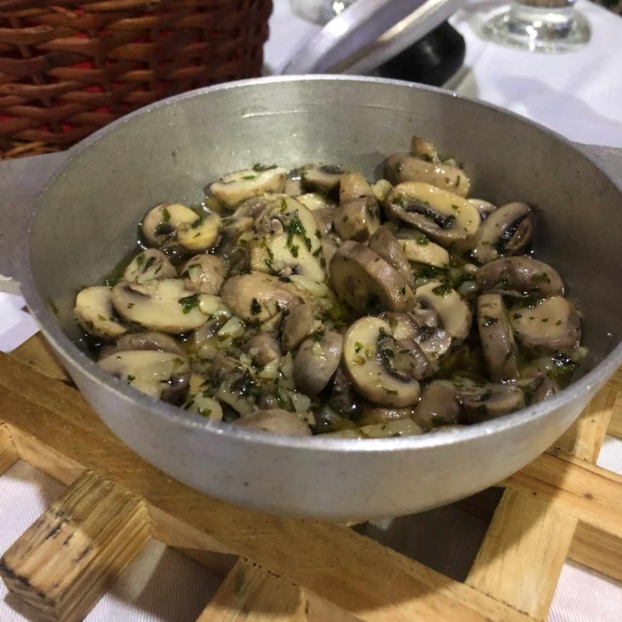 champiñones al ajillo espectacular