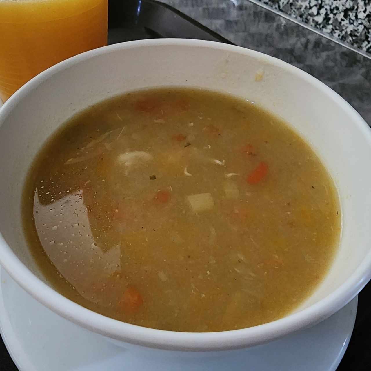 Sopa de pollo